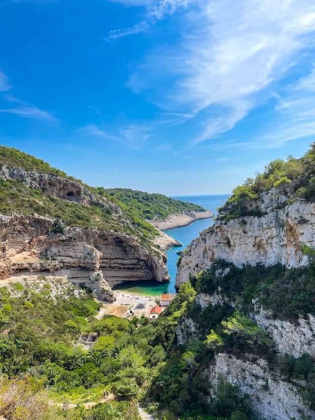 Elevate Your Croatian Getaway: Unleash the Power of Luxury Car Rentals for the Ultimate Experience