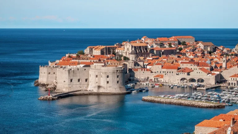 Amber Drive: Your Gateway to Luxury Car Rentals in Croatia