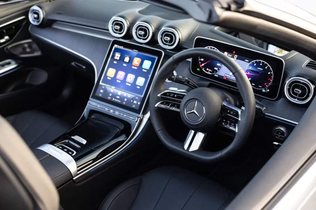 Mercedes-Benz CLE 300 Interior