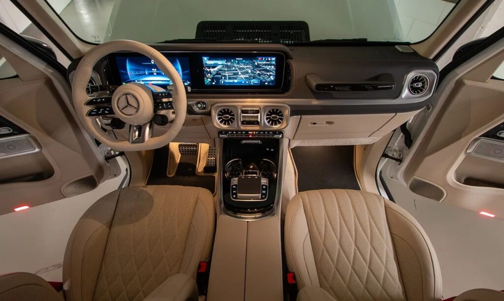 Mercedes-AMG G63 White 2026 Interior 5