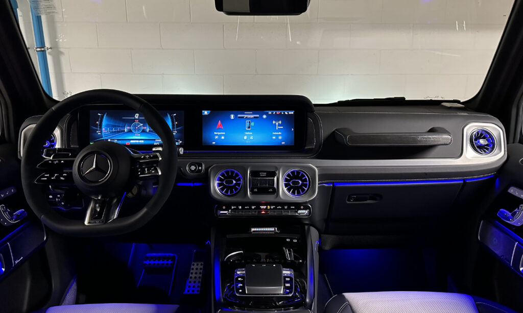 Mercedes-Benz G63 AMG 2025 Gloss Black Interior 3