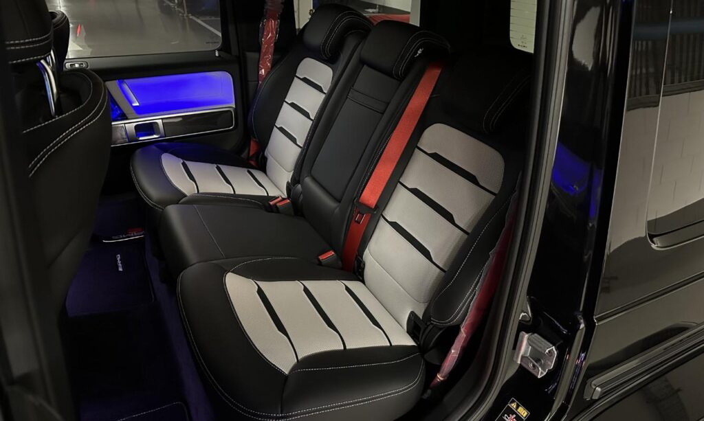 Mercedes-Benz G63 AMG 2025 Gloss Black Interior 4