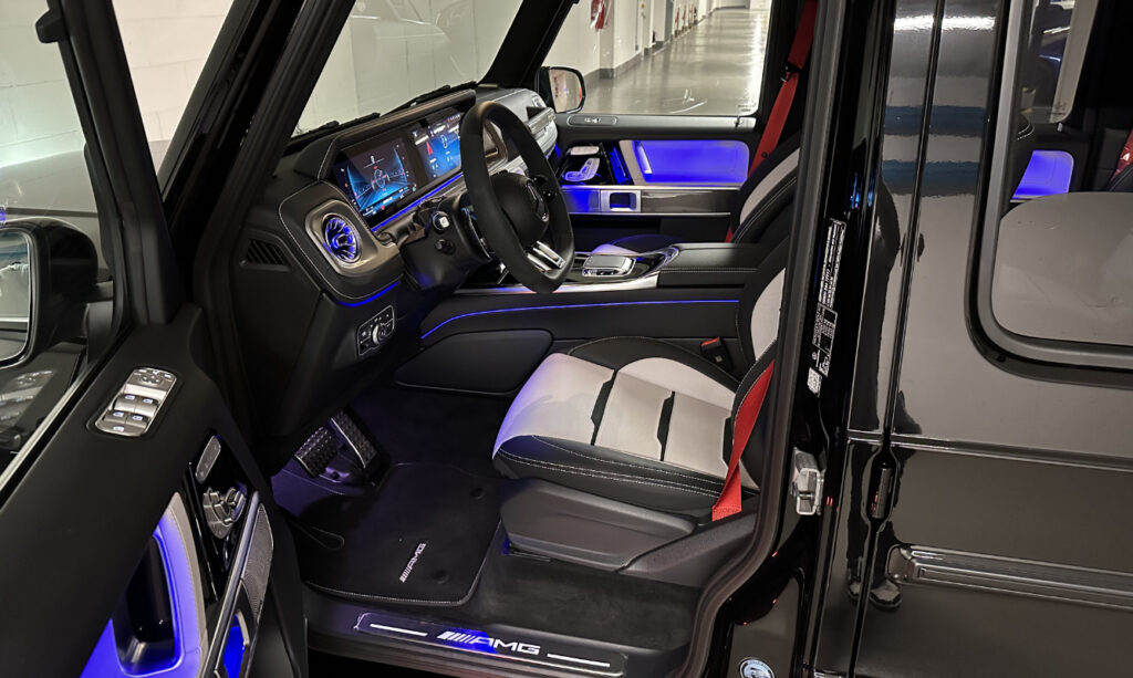 Mercedes-Benz G63 AMG 2025 Gloss Black Interior 8