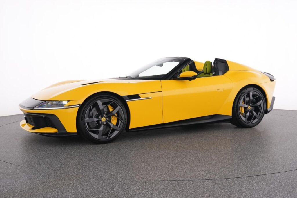 Ferrari 12Cilindri Spider Yellow Front 2