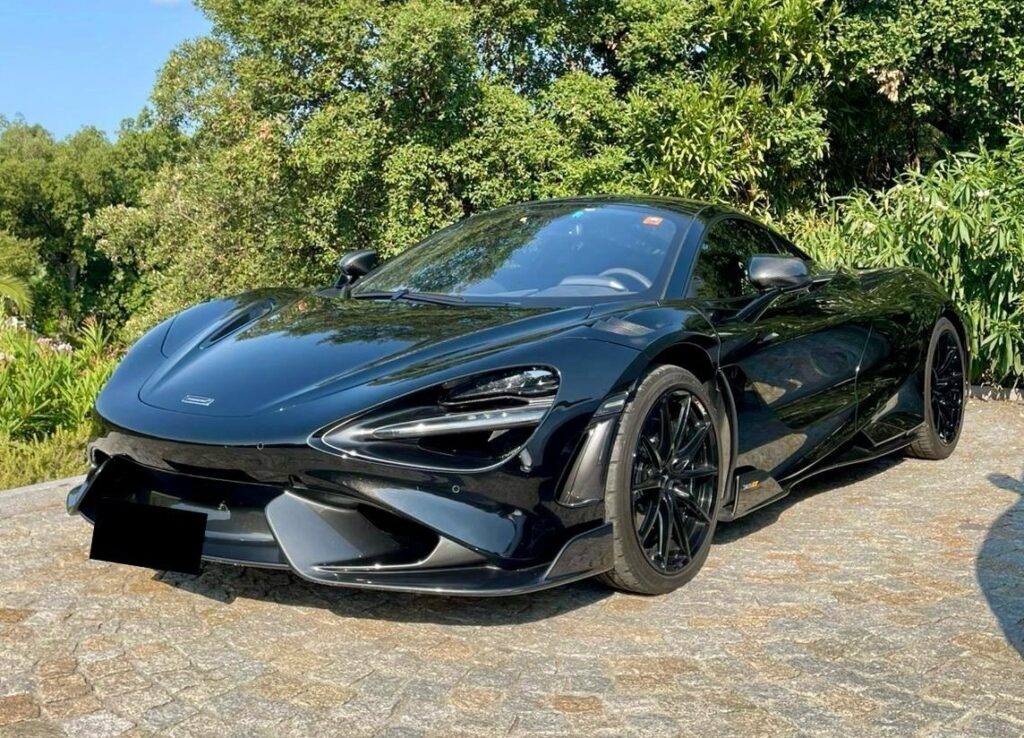 McLaren 765LT Coupe Front