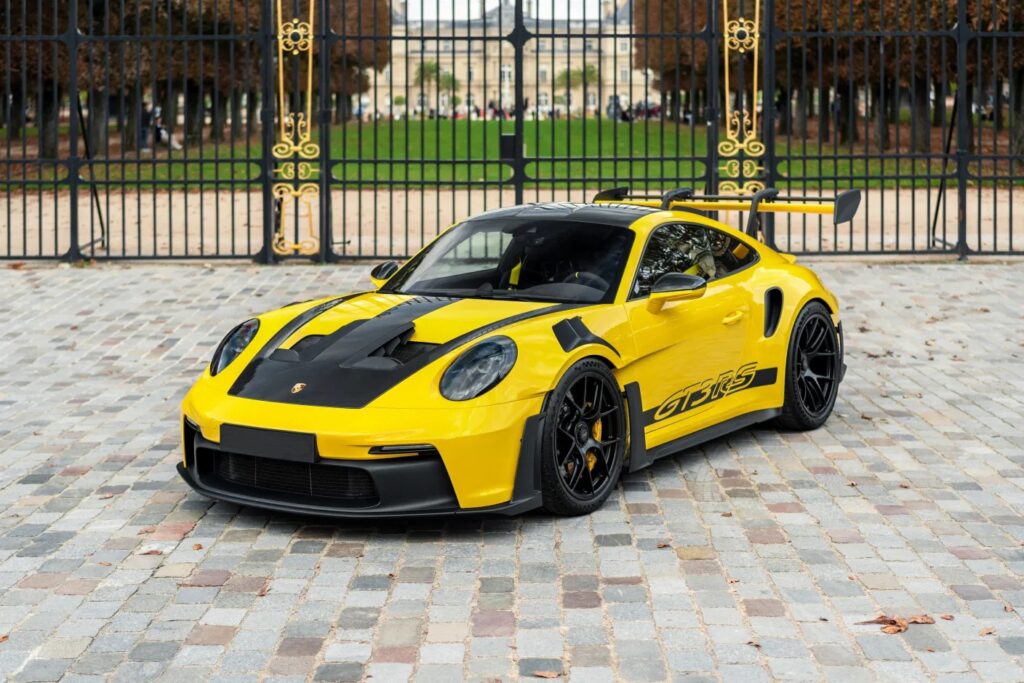 imgi_59_Porsche-992-GT3-RS-Yellow-Front-3