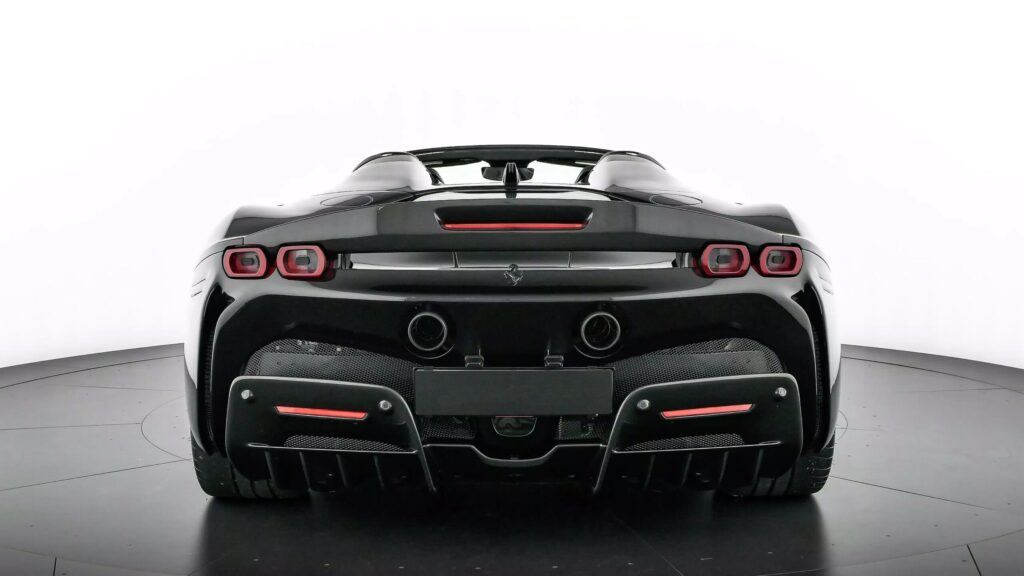 imgi_60_Ferrari-SF90-Spider-Black-Rear-scaled