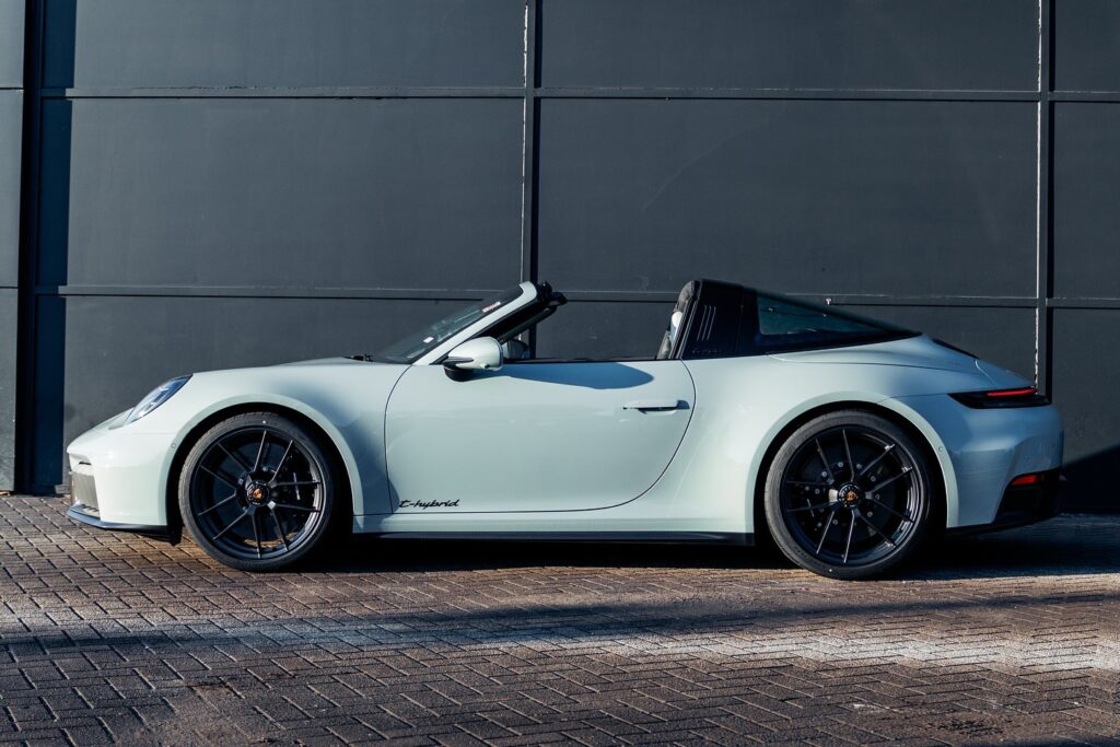 Porsche 992.2 Targa 4 GTS Side White